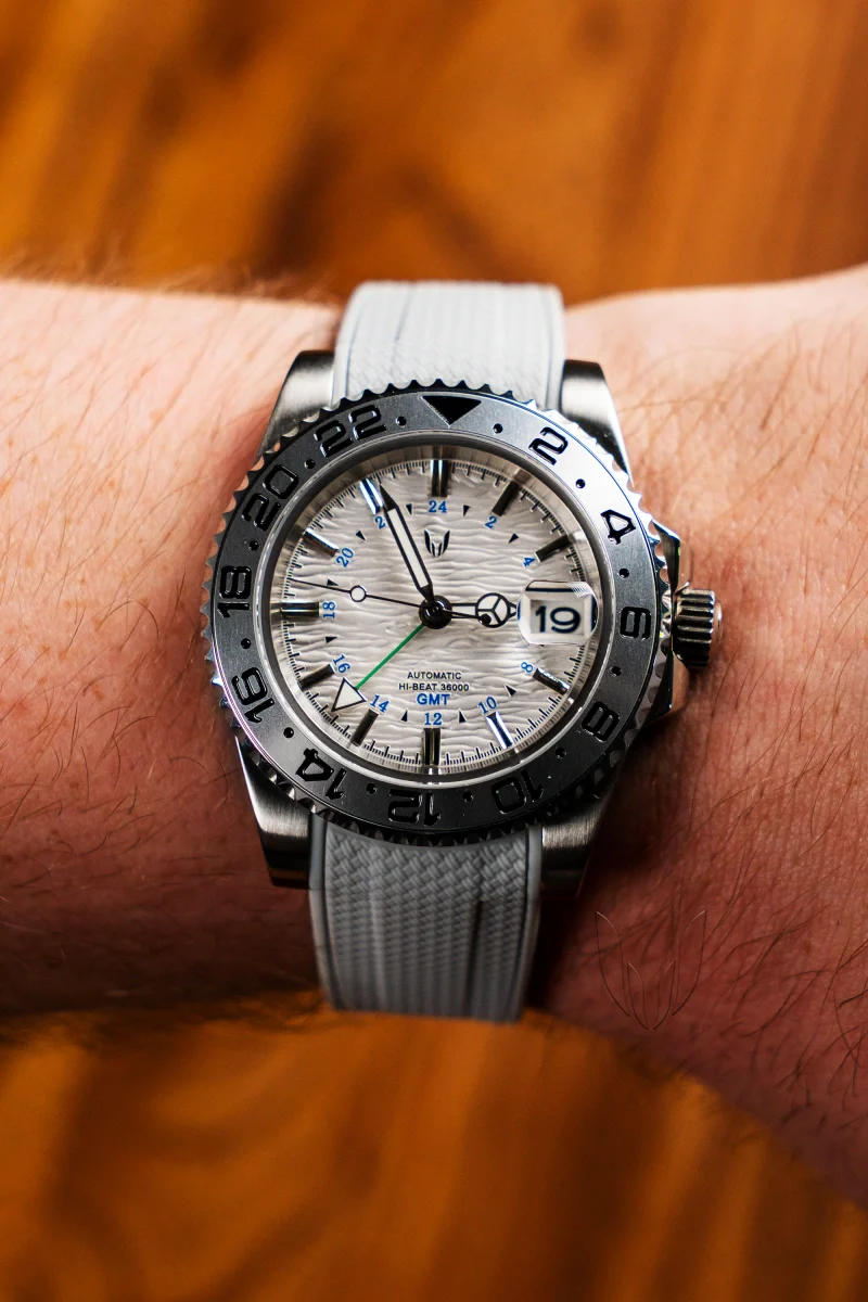 Custom GMT White Blizzard - Image 4