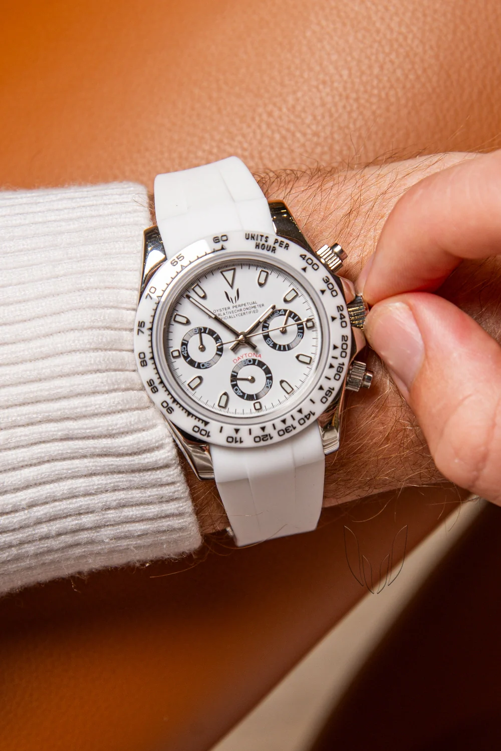 Custom Daytona Snow White II - Image 4