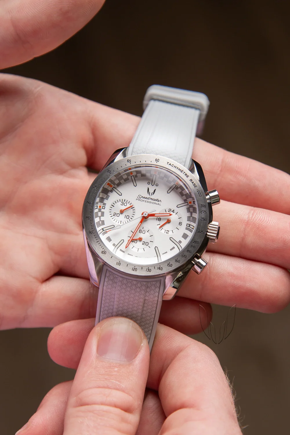 Custom Speedmaster Grey Mist - Image 4